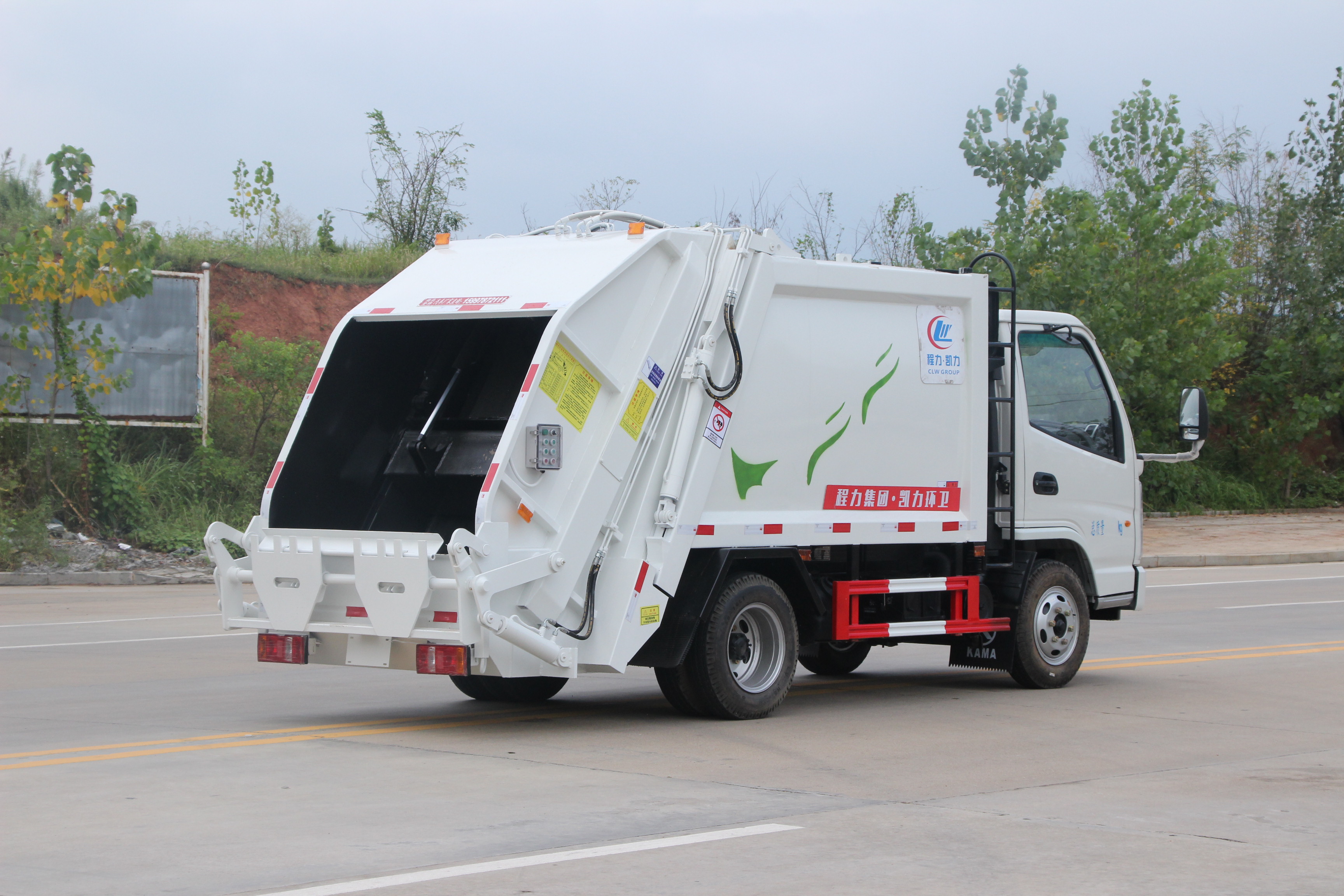 �P�R�{(l��n)�� 4�����s����܇