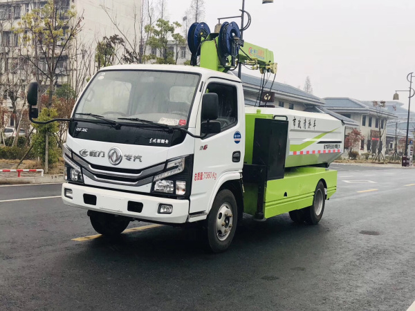 �����|�LС����������܇