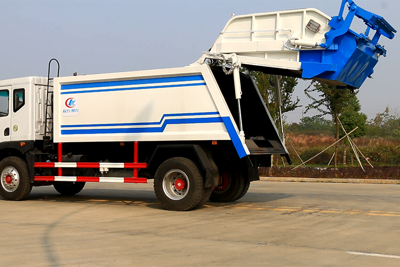 �����|�L(f��ng)D9 12�� ���s����܇