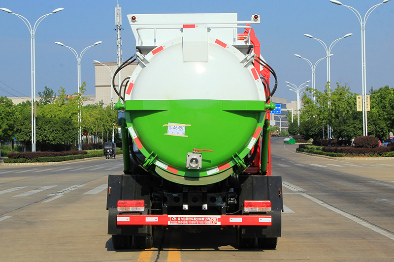 �����|�L(f��ng)������� 6�� �͏N����܇